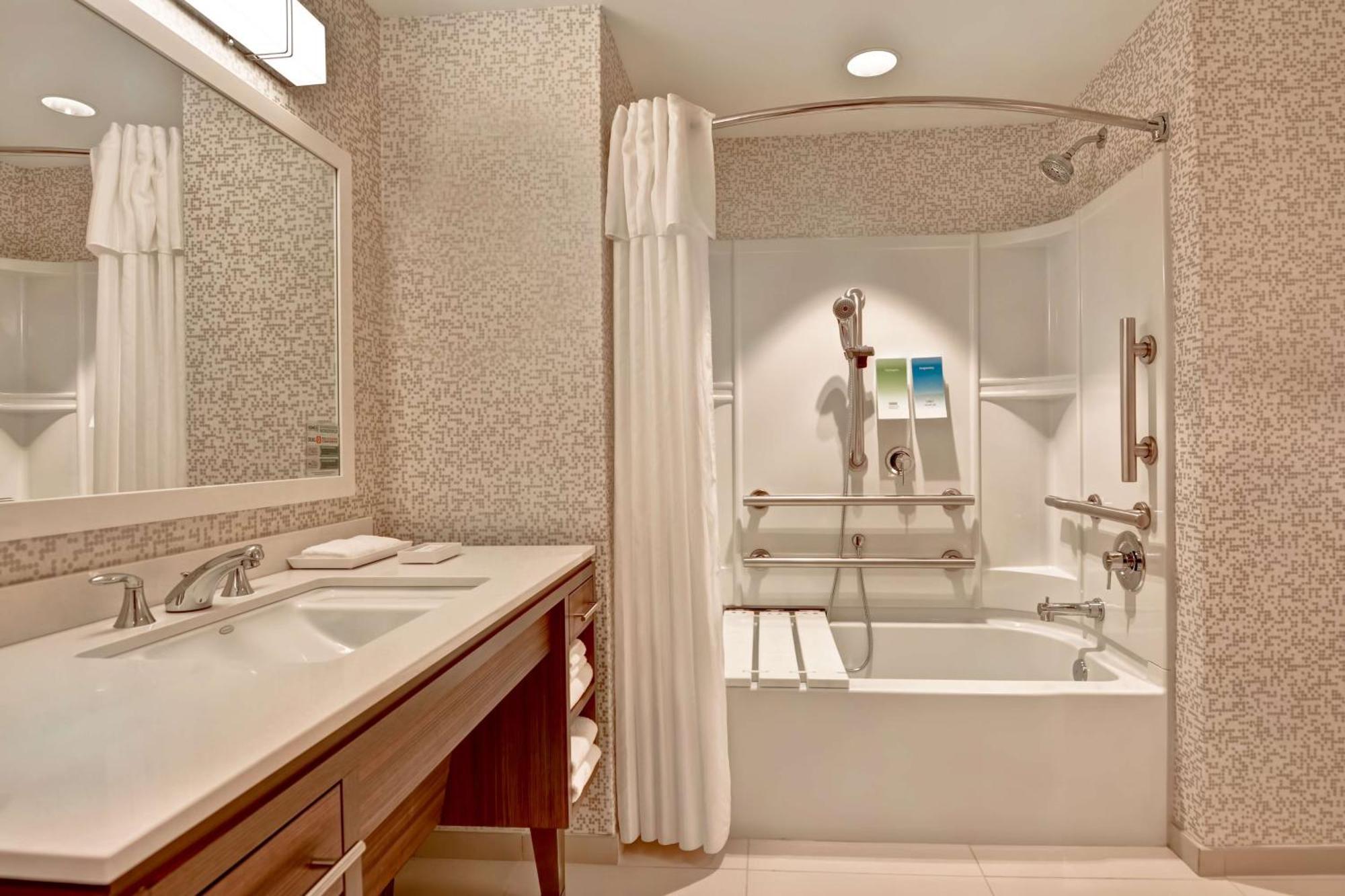 Home2 Suites By Hilton Naples I-75 Pine Ridge Road מראה חיצוני תמונה