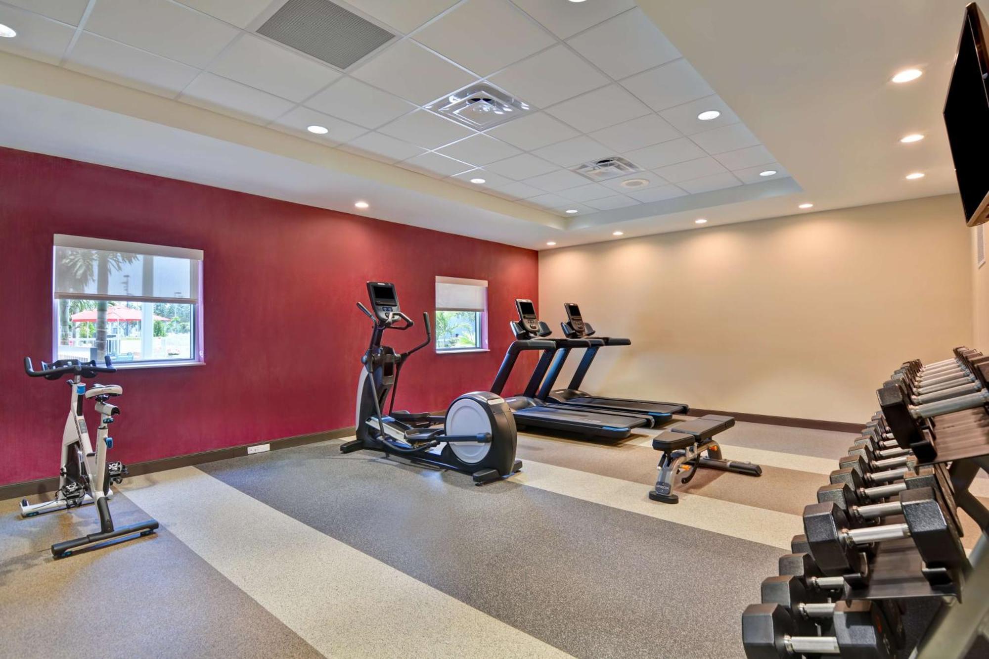 Home2 Suites By Hilton Naples I-75 Pine Ridge Road מראה חיצוני תמונה
