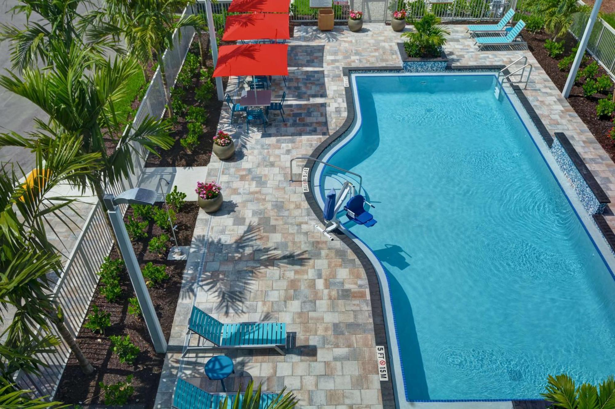 Home2 Suites By Hilton Naples I-75 Pine Ridge Road מראה חיצוני תמונה